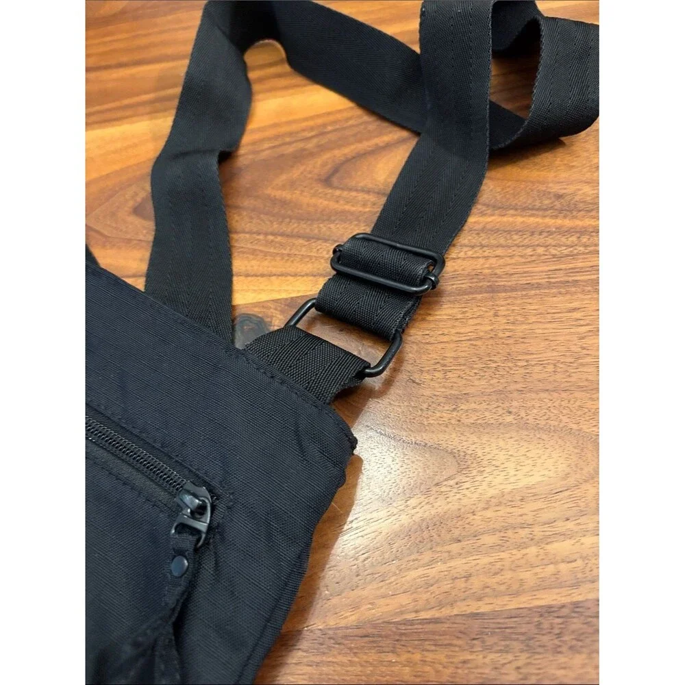 Dakine Black Nylon Crossbody Purse Travel Bag